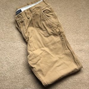 Men’s American Eagle Relaxed Straight khaki pants
